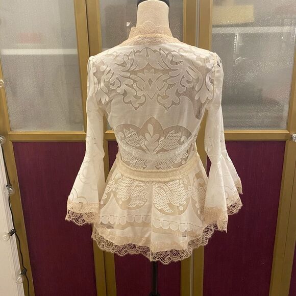 Alexis lace embroidered blouse, S - Picture 8 of 13